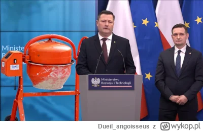 Dueil_angoisseus - MINISTERSTWO ROZWOJU I TECHNOLOGII NA JEDYNYM ZDJĘCIU

#nieruchomo...