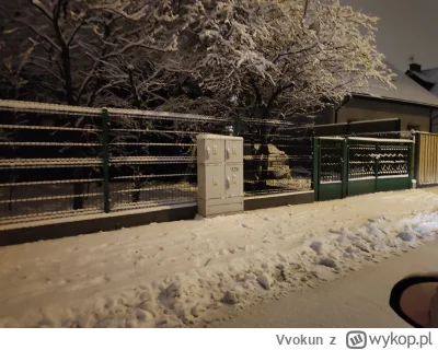 Vvokun - Chyba jutro będzie wizyta straży miejskiej
Oczywiście gówno zrobią,a chodnik...