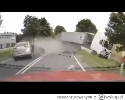 nieocenzurowany88 - Wypadek z wczoraj w miejscowości Ługwałd. Dwie osoby z czterech p...