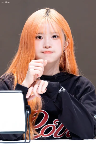 XKHYCCB2dX - #koreanka #hayoung #fromis9