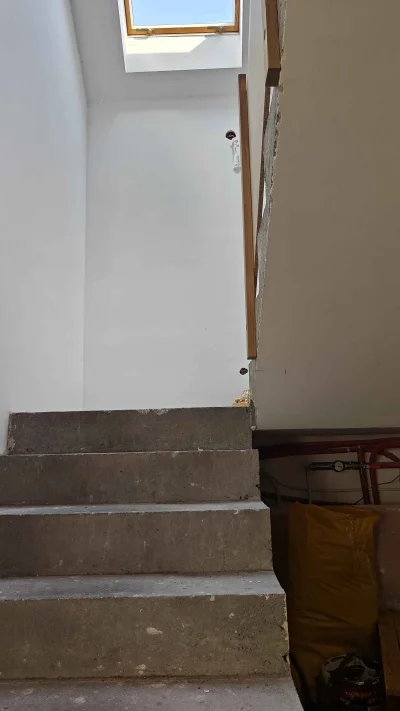 smokzabojcaludzi - mam betonowe wylane schody, tak że w połowie mam spoczynek, po czy...