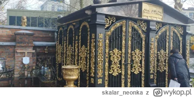 skalar_neonka - Cygański grób na cmentarzu w Katowicach. Reszta zdjęć w komentarzu.
#...