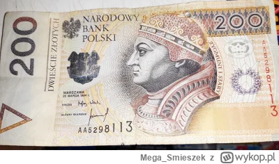 Mega_Smieszek - Warte to więcej niż 200zł? xd Banknot trochę przetyrany.

#numizmatyk...