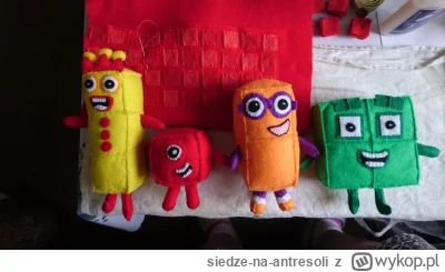 siedze-na-antresoli - przykłady wcześniejszych zabawek #numberblocks