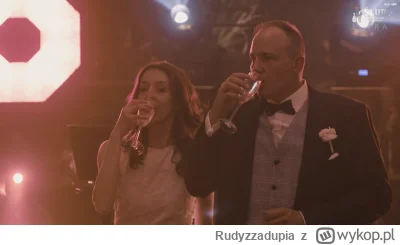 Rudyzzadupia - #slubodpierwszegowejrzenia 
Kaja lubi ten sport.