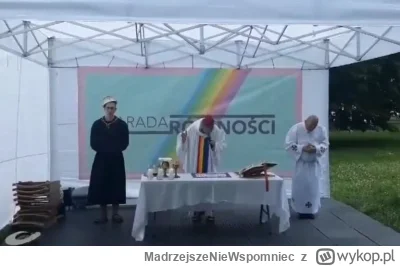 MadrzejszeNieWspomniec - @Dylonji: i do tego lgbt!