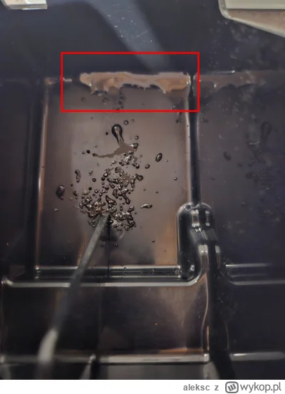 aleksc - @Kulek1981: no dobra, po włączeniu i przepłukaniu faktycznie jest woda