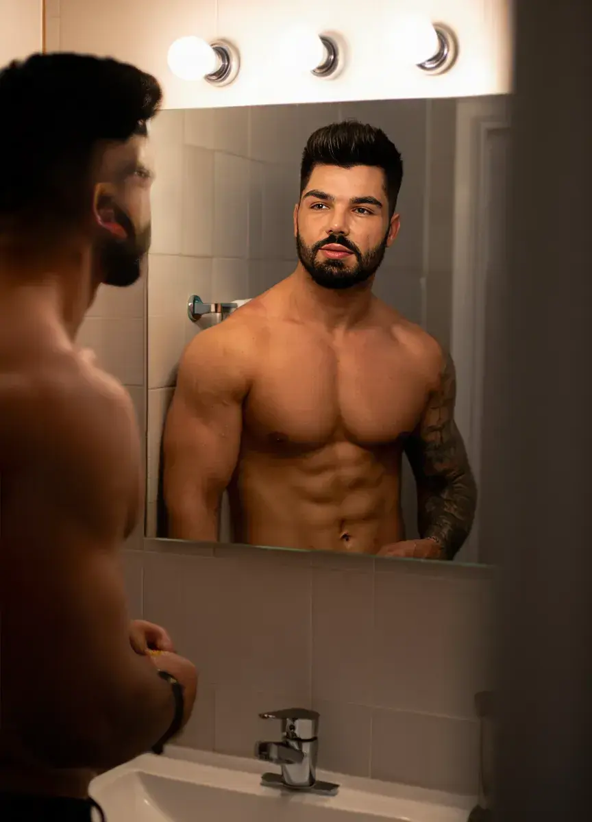 dam115 - Kto przezywa ten sam się tak nazywa 



#famemma