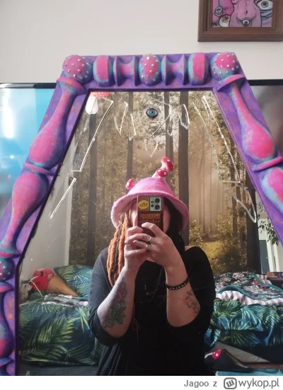 Jagoo - Elementy lustrzane na tafli są ręcznie cięcie, szlifowane i doklejane