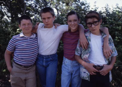 skrogg - Jerry O'Connell, River Phoenix, Wil Wheaton and Corey Feldman