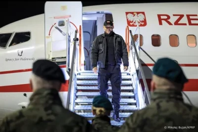 JAuStURYErSE - Ubiór świadczy o mentalu typa z trzeciego świata xD
#polityka