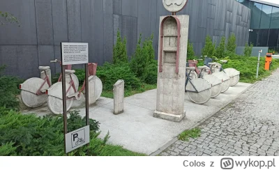 Colos - @Bonaparte_34: O, jak w Krakowie. Żeby sztuka nowoczesna była sztuką nowoczes...