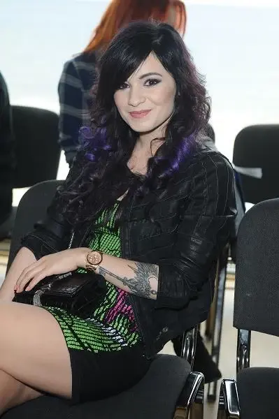 Nevermore_ - #przegryw #szaramyszkadlaanonka 
Ewelina Lisowska w swoim szczycie popul...