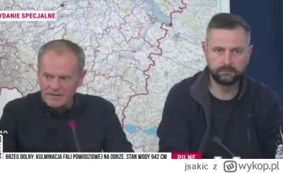 jsakic - Chyba premier Kosiniak ma już syndrom Thousand-yard stare?

#powodz #polityk...