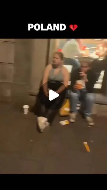 DJ-Tenga-Knaga - Tak upada mit białej Polski. Komentarze to złoto. Cały świat ma beke...