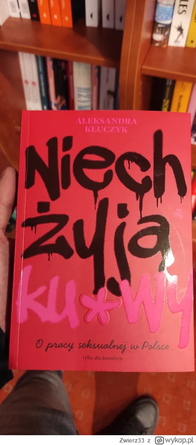 Zwierz33 - Huop wolne ma w poniedziałki to poszedł do empiku zobaczyć co jest na topi...