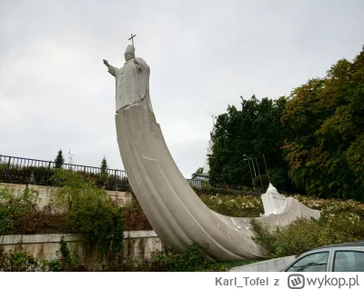 Karl_Tofel - Jan Paweł Długi
#heheszki #jp2 #diuna #2137