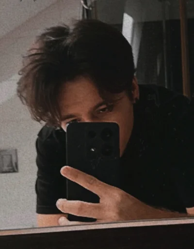 Fifi2137420 - #przegryw 
Barber wleciał