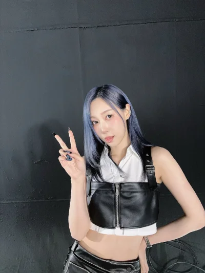 XKHYCCB2dX - #koreanka #handong #dreamcatcher #chinka