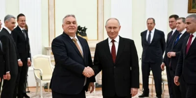 mike-johnston - Zbrodniarz wojenny ze swoim pożyteczniakiem.
Wrogowie Polski. 

#ukra...