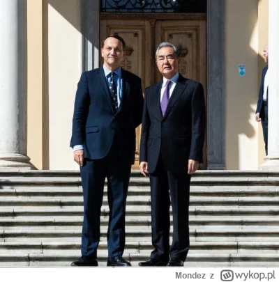 Mondez - Witold Szabłowski - Notatnik Reportera : 

Więc na ten moment wiadomo tyle:
...