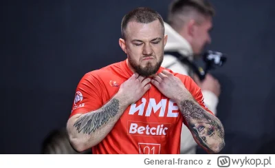 General-franco - Pytam całkiem poważnie. Co wam przeszkadza ten Polak? Jaracie sie gd...