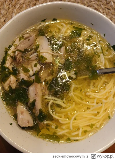 zsokiemowocowym - Ale tłusty, żółty, zdrowy rosół mi wyszedł, jak ostygł to się zamie...