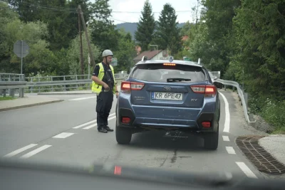 MinisterKoryto - @HoroLive policjant w rodzinie OP'a 
XD