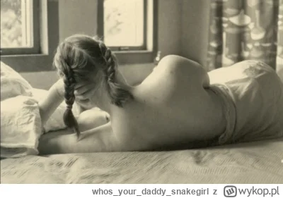 whosyourdaddy_snakegirl