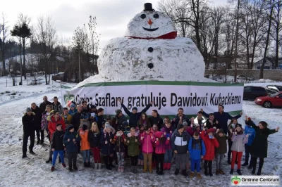 arinkao - @PakaBaka: Zapomniałeś dorysować co się dzieje kiedy ludzie ulepia bałwana ...