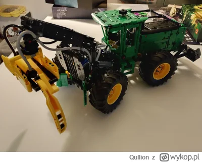 Qullion - Uwielbiam tą plątaninę pneumatycznych przewodów w technicu. #lego Nie ma le...