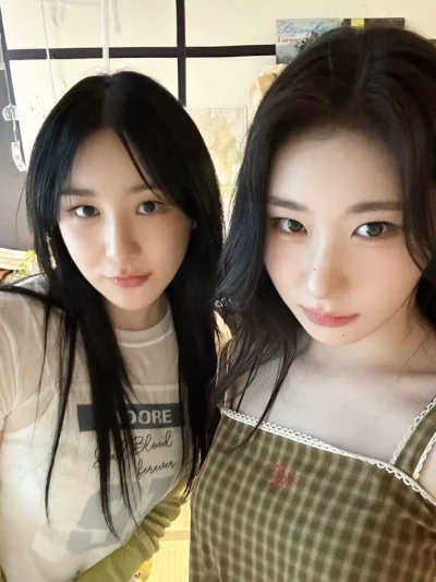 Tsuoiden - #koreanka #chaeryeong #itzy i #chaeyeon
Chaesis