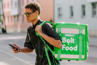 ziuaxa - Przypominam, że jeśli Usain Bolt zastosuje metodę grecką może przebiec cały ...