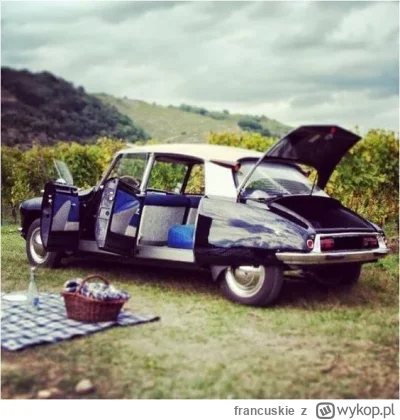 francuskie - Citroen DS 

#citroen #samochody #motoryzacja #oldtimery