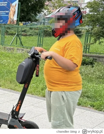 chandler-bing - >Jak się przyjrzycie to zobaczycie napis HWDP na hulajnodze xd

@your...