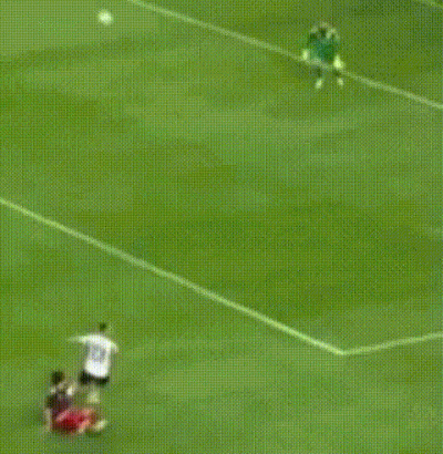 KebabZostrymSosem - #mecz #legia 
You spin me right round, baby, right round. Like a ...