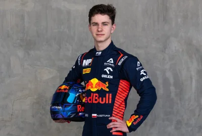 MrRedz - Sztuka bycia w-------m z Red Bulla.

SPOILER

#f3 #f2 #f1 #f123