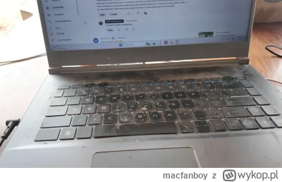 macfanboy - #raportzpanstwasrodka Twoje jedyne ''narzedzie pracy'' .... u-----e blote...