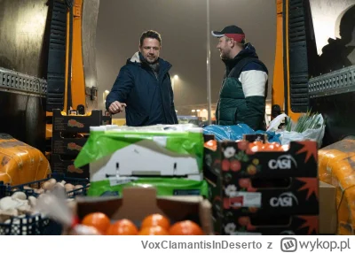 VoxClamantisInDeserto - Kiedy otwierasz busa, a w środku jest 20 skrzynek oraz fotogr...