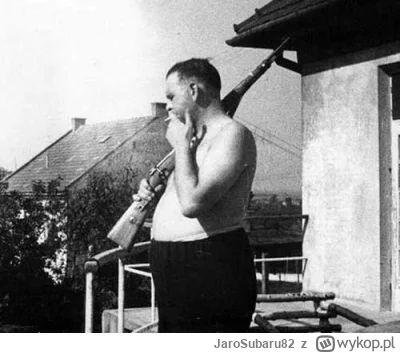 JaroSubaru82 - Izraelski żołnierz, który strzelał. niestety zdjęcie czarno-białe