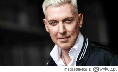 megastulejka - @Ucel: Nie miałem pojęcia, że wokalista zespołu scooter zapuścił włosy...