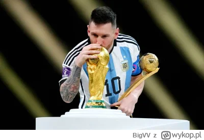 BigVV - #mecz dziś urodziny obchodzi najlepszy piłkarz wszechczasów