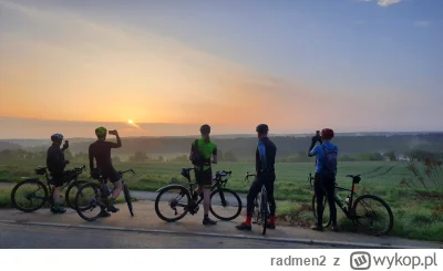 radmen2 - 77 380 + 137 + 6 + 49 + 143 + 31 + 110 = 77 856

Zbieranie kwadratów i przy...