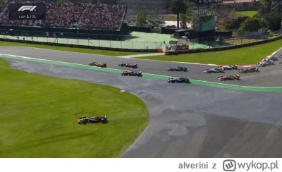 alverini - Chłop co sobie enduro robi na pierwszym zakręcie XD rajdy formuły pierwsze...