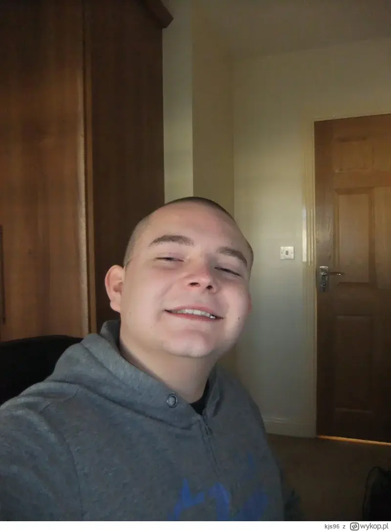 kjs96 - #pokazmorde

Siemanko ludziska, dopiero wstałem, szybka kawusia i pogramy tro...