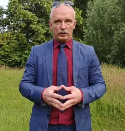 jude_88 - #sebcel nie ma takiego dowodu, powtarzam jeszcze raz. Jest nagroda 1/2 etat...