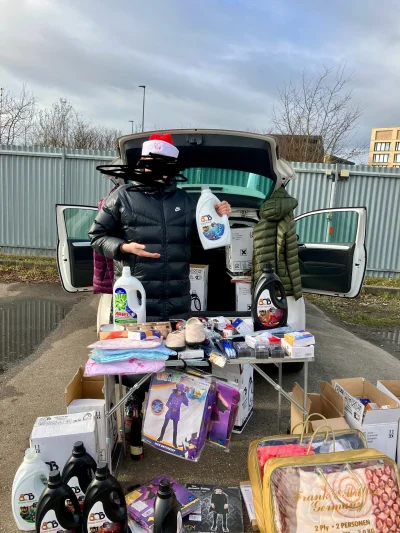 DonJamnik - @Soothsayer poszło 18 kartonów płynów do mycia + trochę dupereli w 4h na ...