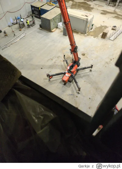 Qarkje - Taka sytuacja, maszyna wjezdza. Pozdrawiam ciepło z pracy. #praca #budowa #t...