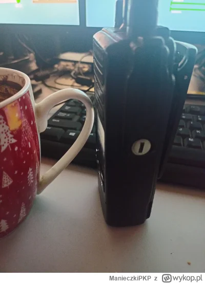 ManieczkiPKP - Zimno grzejemy ( ͡º ͜ʖ͡º) #praca