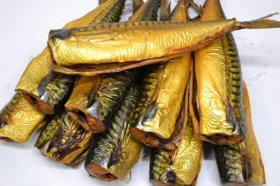 picasssss1 - Jak to jest że rybacy łowią makrelę i ona jest już uwedzona? To jakaś sp...